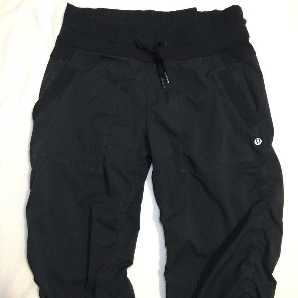 Lululemon Studio Crop Gray size 6
